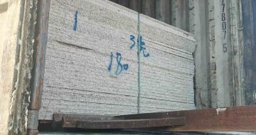 七台河 芝麻白花岗岩石材3.0公分光面毛板装柜出货