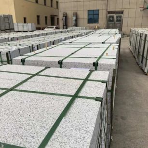 七台河 白麻花岗岩5.0公分荔枝面地铺石