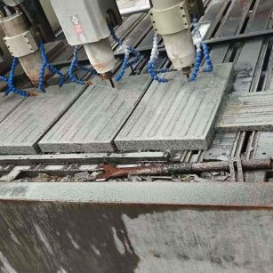 七台河 芝麻白花岗岩荔枝面盲道雕刻