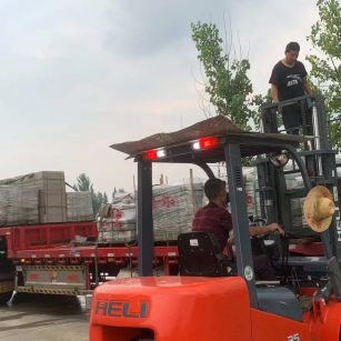 七台河 黄金麻冰裂纹，地铺石装车