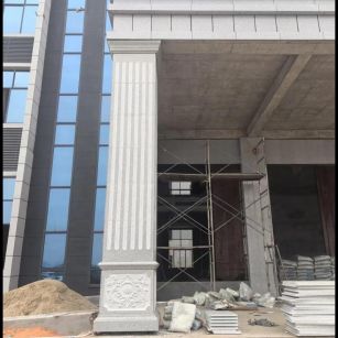 七台河 芝麻白光面花岗岩门楼大柱（罗马柱）配雕花底座