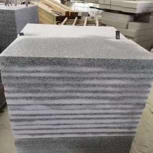 七台河 芝麻白5公分火烧地铺成品，900*400，规格可定制