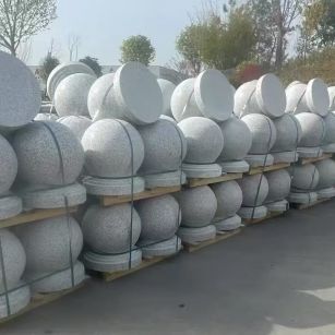 七台河 白麻花岗岩石材圆球，石球，挡车球，隔离球，景观石球，风水球等