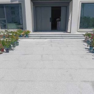 七台河 芝麻白花岗岩地铺石地面铺装