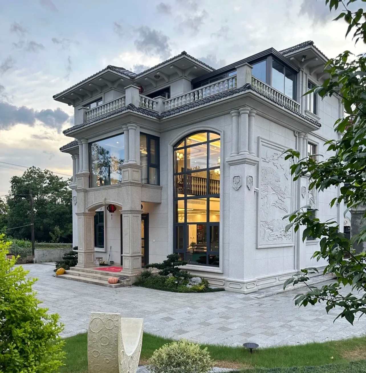 七台河 白麻花岗岩私人别墅干挂石材豪华定制