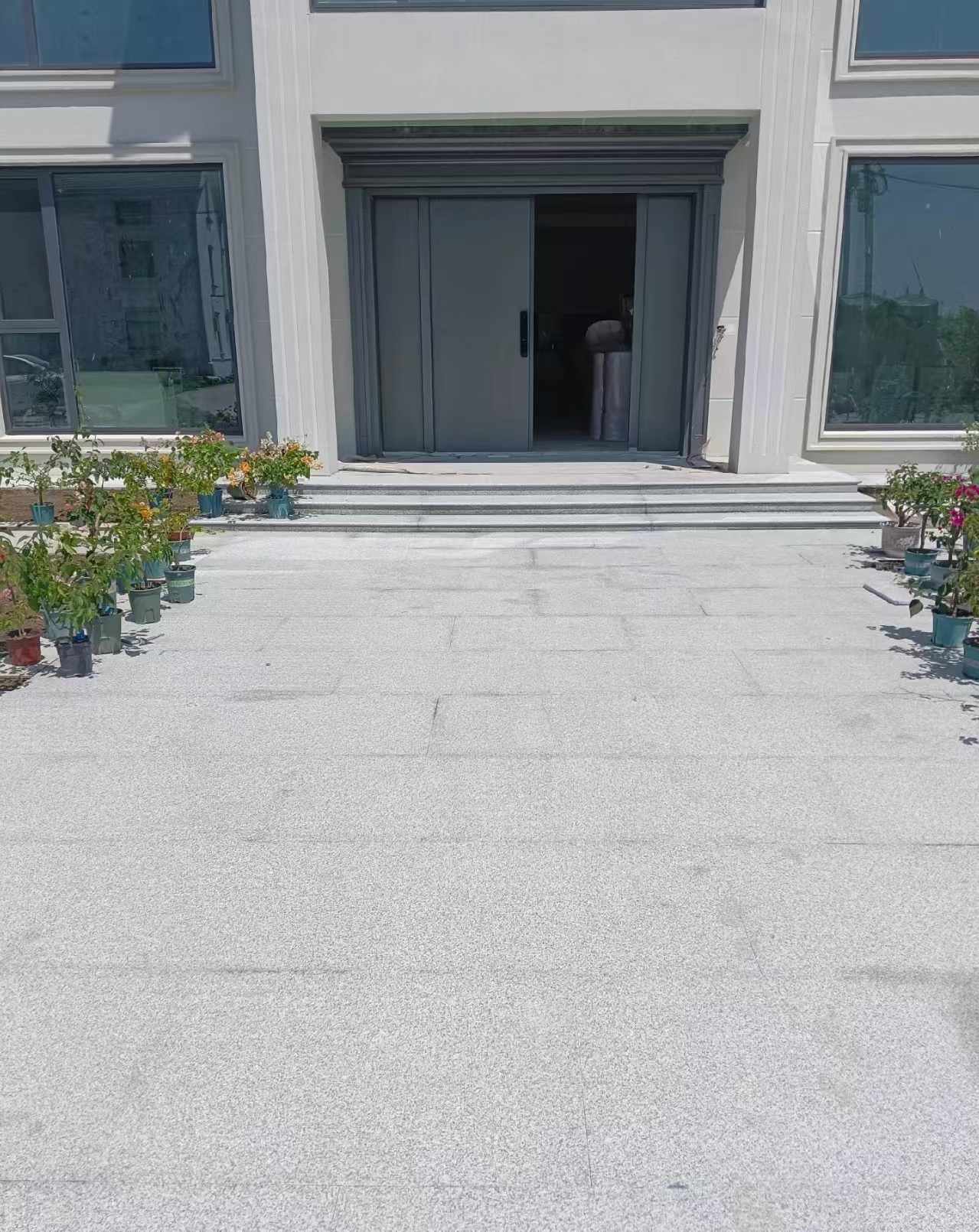 七台河 芝麻白花岗岩地铺石地面铺装