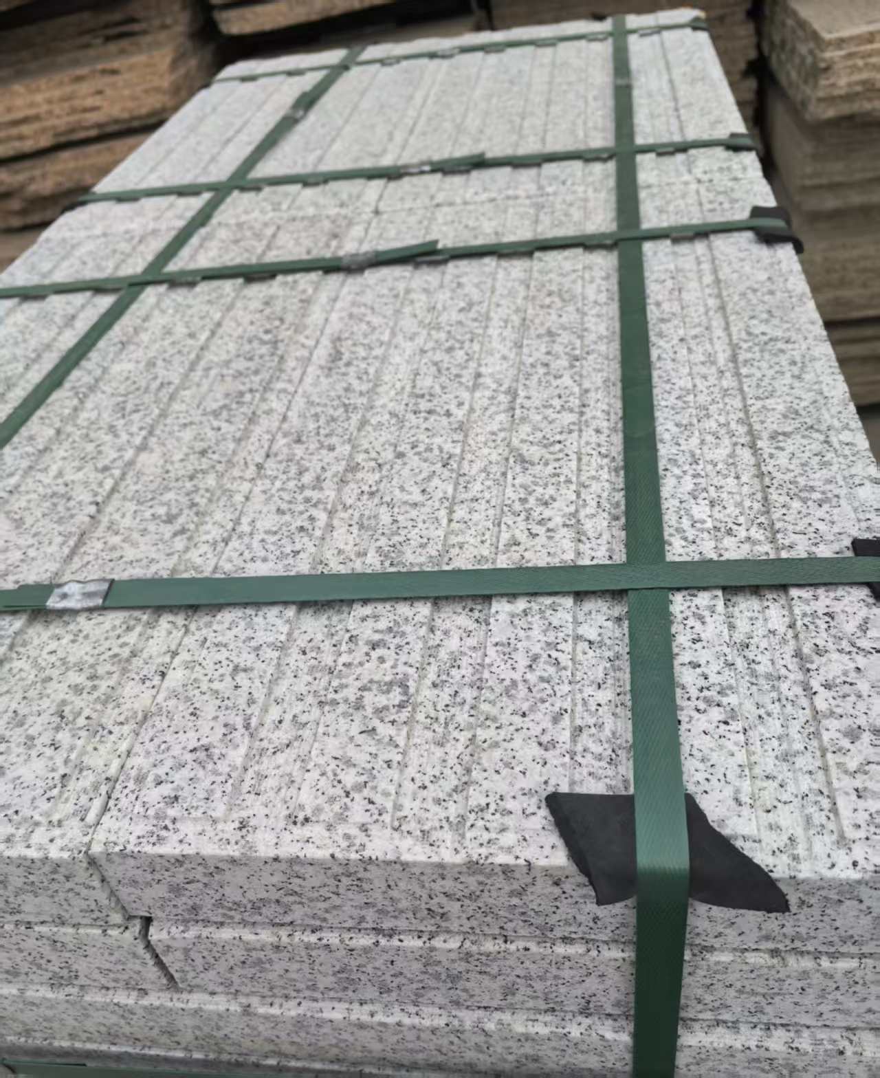 七台河 白麻花岗岩直行盲道石，盲条，地铺石