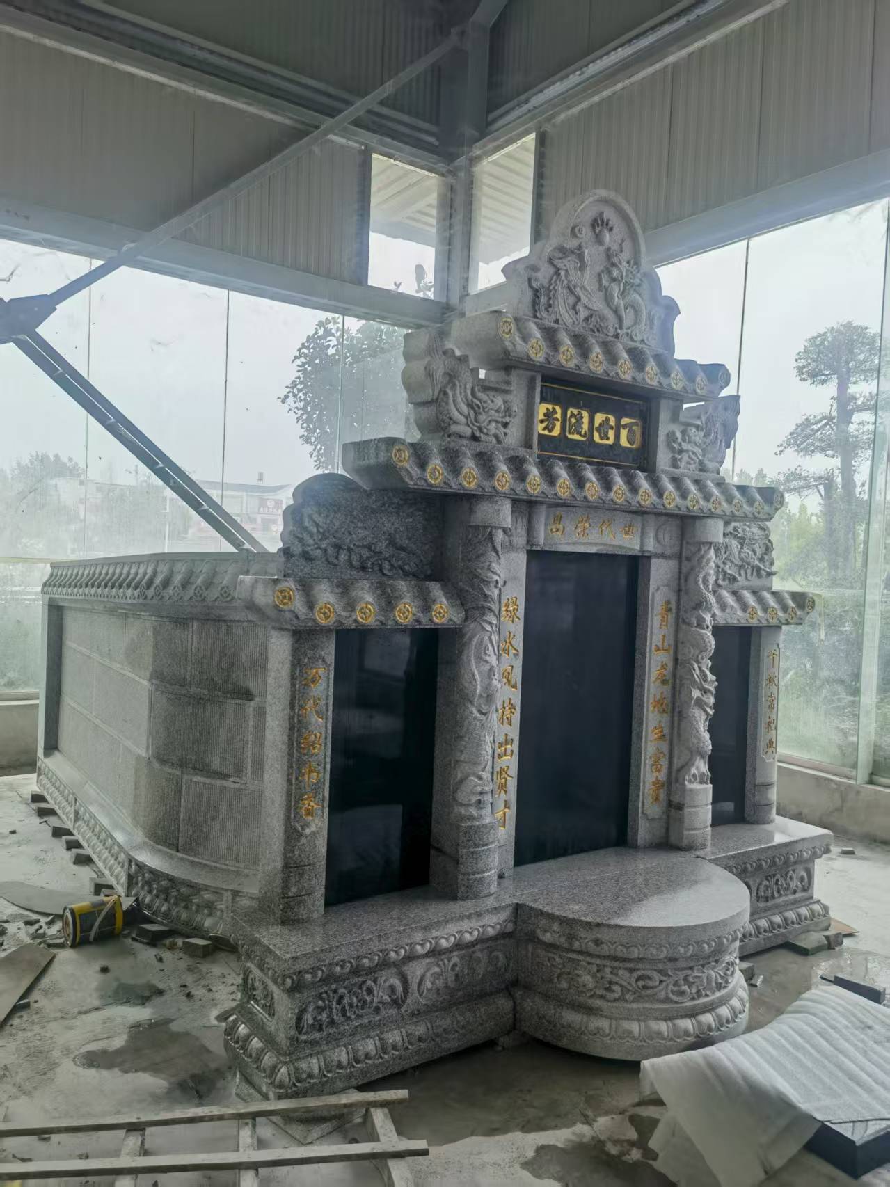 七台河 芝麻白墓碑效果展示图