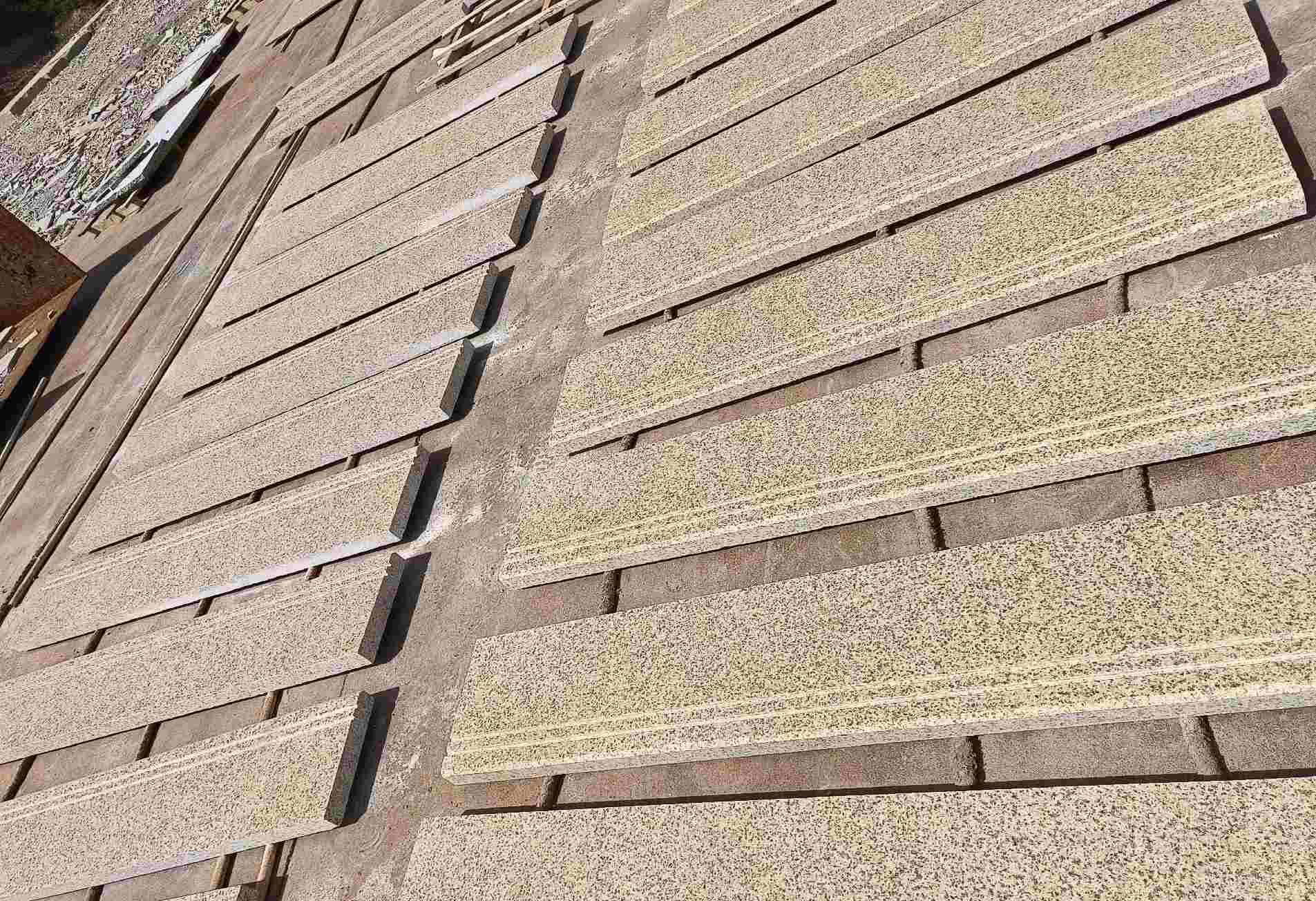 七台河 黄金麻花岗岩光面楼梯踏步